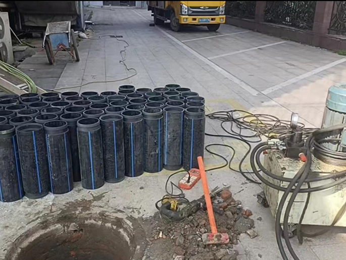 岳池PE置换管厂家 DN315置换管 非开挖管短管置换